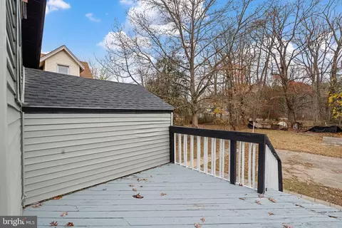 Exterior - 40 Wilson Rd, Clementon, NJ 08021 photo 2 of 6