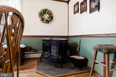 Entry Way - 711 S Egg Harbor Rd, Hammonton, NJ 08037 photo 3 of 3