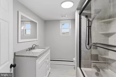Bath - 409 Cedar Ave, Lindenwold, NJ 08021 photo 1 of 2