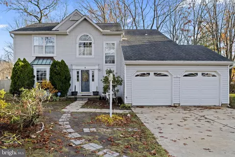 5 Galena Ct, Sicklerville, NJ 08081