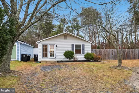 194 Gibbons Ct, Atco, NJ 08004