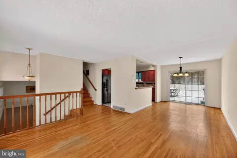 308 Smith Ln, Runnemede, NJ 08078 photo 5
