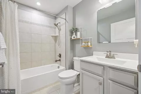 Bath - 48 Senators Way, Berlin, NJ 08009 photo 1 of 2