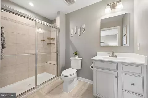 Bath - 48 Senators Way, Berlin, NJ 08009 photo 2 of 2