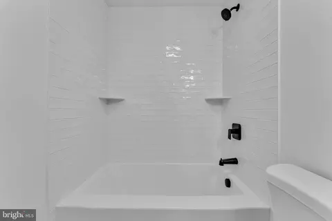 Bath - 104 E Clearview Ave, Pine Hill, NJ 08021 photo 3 of 4