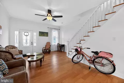 810 Central Ave, Glendora, NJ 08029