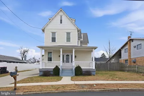 810 Central Ave, Glendora, NJ 08029