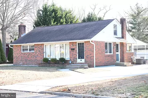 107 Robin Ln, Voorhees, NJ 08043
