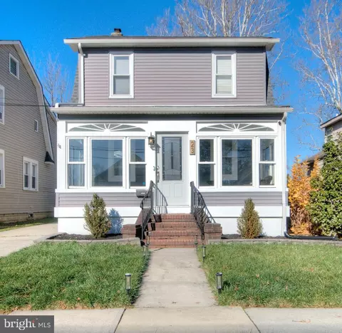 23 E Holly, Haddon Township, NJ 08107