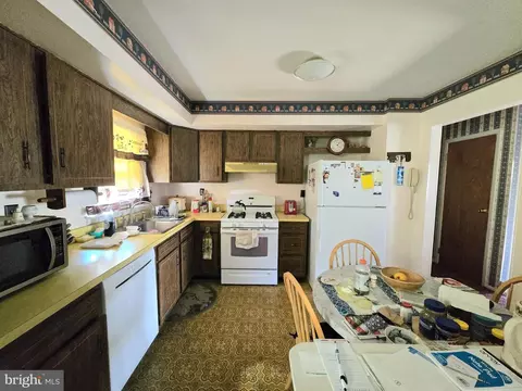 Kitchen - 23 Dunham Loop, Berlin, NJ 08009 photo 1 of 1