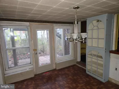 Entry Way - 1001 Wayne Rd, Haddonfield, NJ 08033 photo 1 of 5