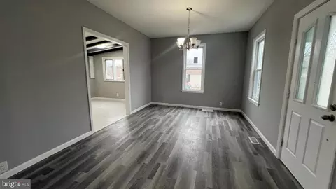 Entry Way - 434 E Maple Ave, Lindenwold, NJ 08021 photo 6 of 24