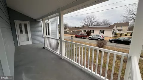 Exterior - 434 E Maple Ave, Lindenwold, NJ 08021 photo 3 of 4