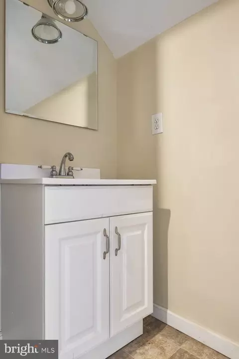 Bath - 40 Mac Knight Dr, Pine Hill, NJ 08021 photo 3 of 3