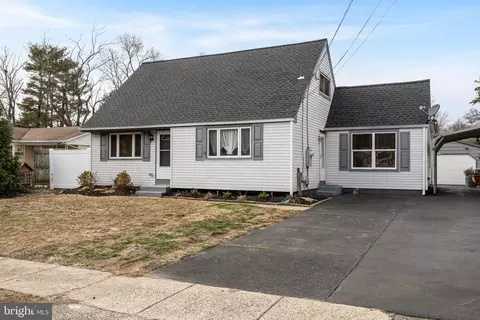Exterior - 40 Mac Knight Dr, Pine Hill, NJ 08021 photo 2 of 5