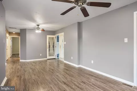Entry Way - 40 Mac Knight Dr, Pine Hill, NJ 08021 photo 2 of 6