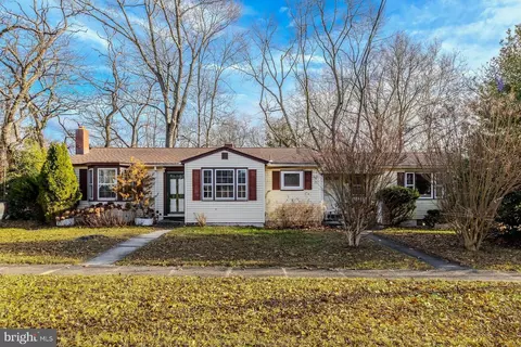 413 Myrtle Ave, Lindenwold, NJ 08021