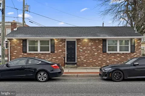 14 N Broadway, Gloucester City, NJ 08030
