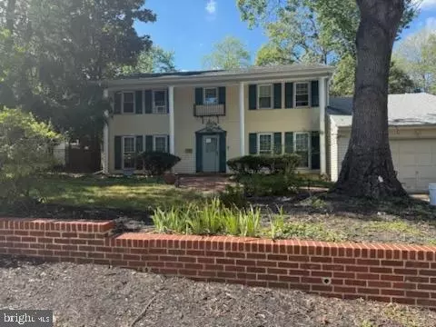 1028 Owl Ln, Cherry Hill, NJ 08003