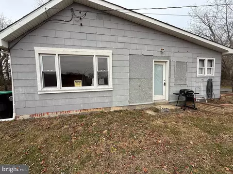 139 Cedar St, Hammonton, NJ 08037 photo 3