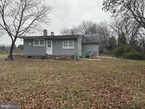 139 Cedar St, Hammonton, NJ 08037