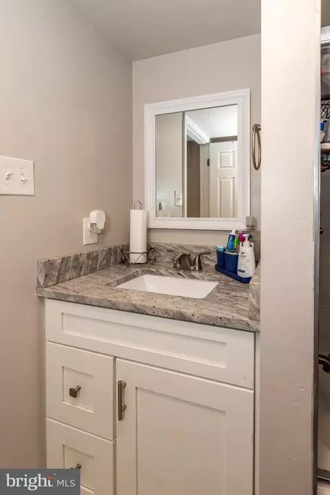 Bath - 421 E Maple Ave, Lindenwold, NJ 08021 photo 5 of 6