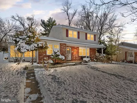 302 Cornell Ave, Stratford, NJ 08084