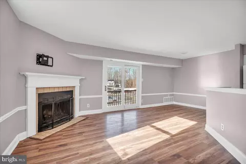Living - 7 Hampton Gate Dr, Sicklerville, NJ 08081 photo 7 of 8