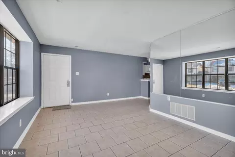 Living - 7 Hampton Gate Dr, Sicklerville, NJ 08081 photo 1 of 8