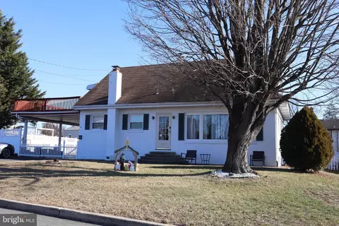 121 Patterson Ave, Bellmawr, NJ 08031