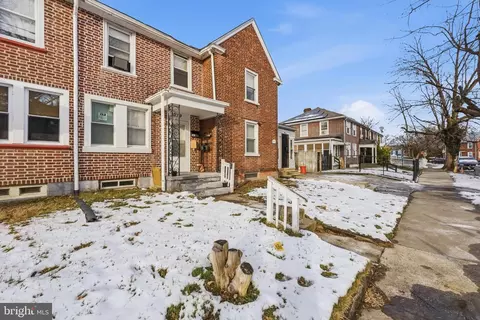 1079 Trent Rd, Camden, NJ 08104