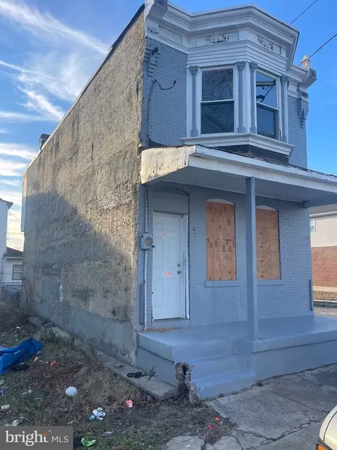 1227 N 28th St, Camden, NJ 08105