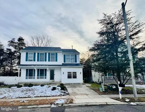 18 Wakefield Rd, Atco, NJ 08004