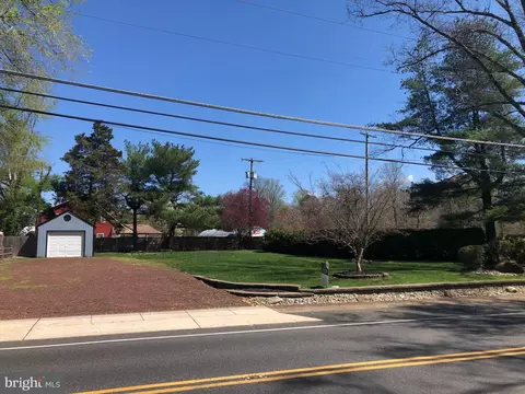 136 A New Freedom, Clementon, NJ 08021