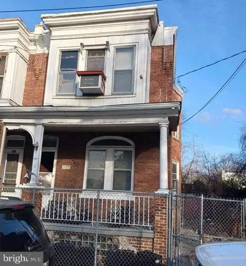 1177 Chase St, Camden, NJ 08104