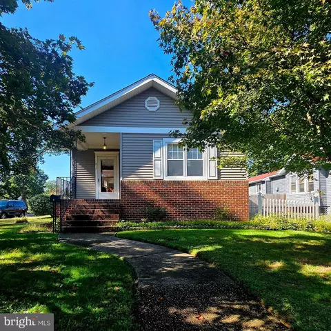 417 Church St, Atco, NJ 08004