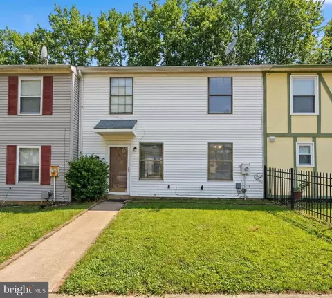 31 Brookshire Rd, Sicklerville, NJ 08081