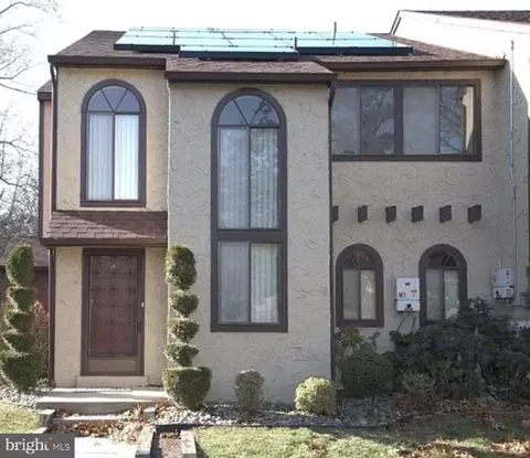 8 Del Sol Pl, Sicklerville, NJ 08081