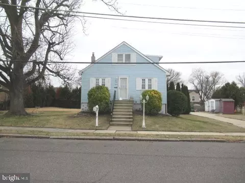 7 Lincoln Ave, West Collingswood Heights, NJ 08059