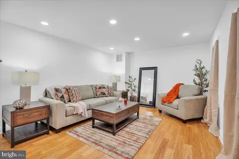348 Silk St, Lawnside, NJ 08045