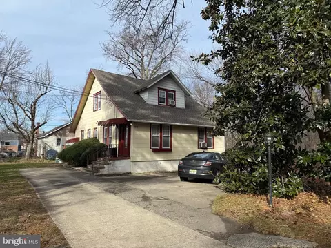 1918 Graydon Ave, Cherry Hill, NJ 08003