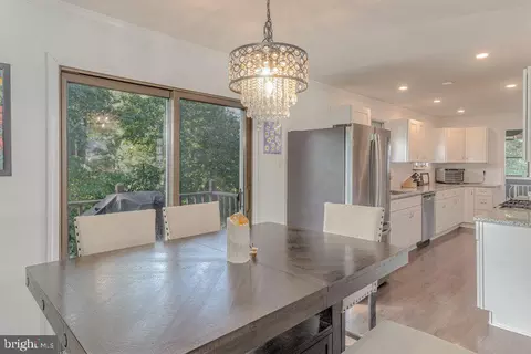 Dining - 300 3rd Ave, Glendora, NJ 08029 photo 2 of 2