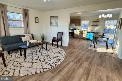 Living - 501 Fifth, Lindenwold, NJ 08021 photo 1 of 4
