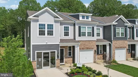 54 Robert Dr, Runnemede, NJ 08078