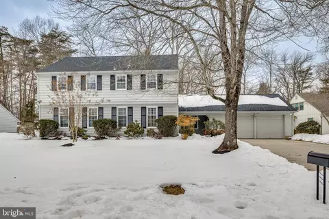 28 Harrowgate Dr, Cherry Hill, NJ 08003