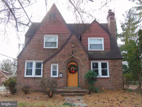 322 E Church St, Blackwood, NJ 08012