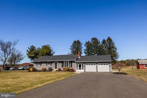 229 Pump Branch Rd, Waterford Works, NJ 08089