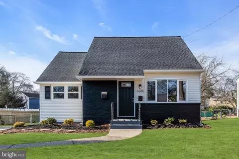 1605 N Bowling Green Dr, Cherry Hill, NJ 08003