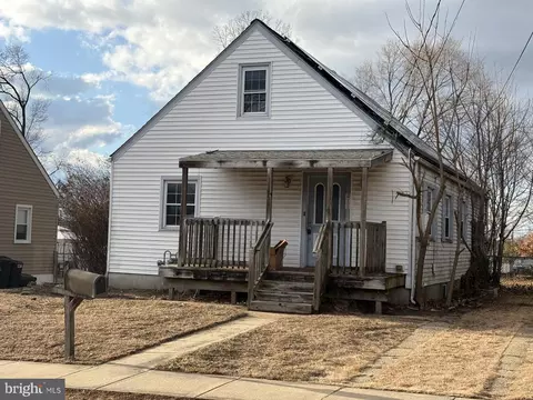 411 Center Ave, Runnemede, NJ 08078