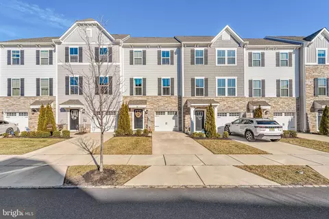 20 Kohlmyer Dr, Pennsauken, NJ 08110